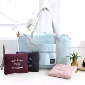 1 New Large Travel Bag by Wind Blows